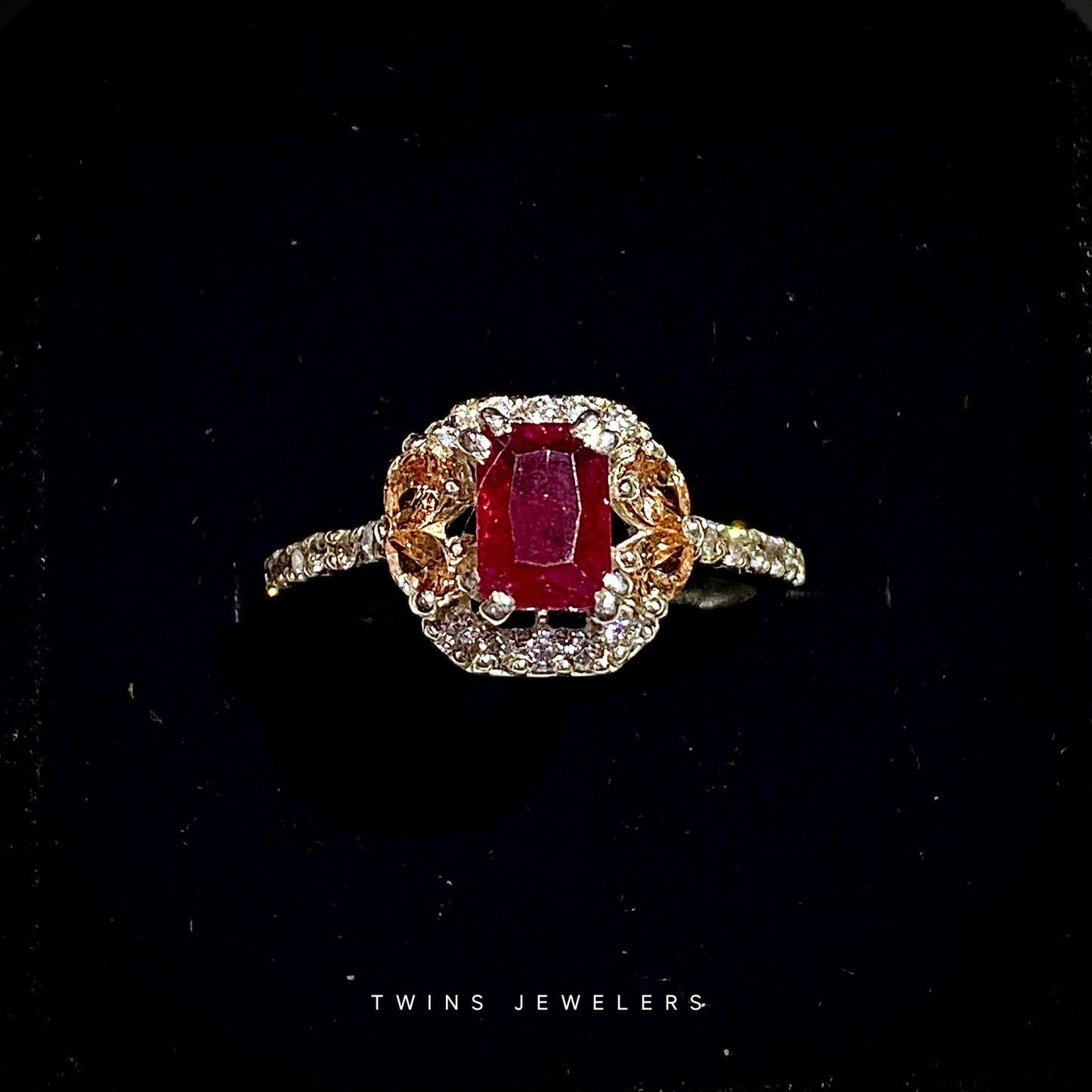 Red Bold Ring